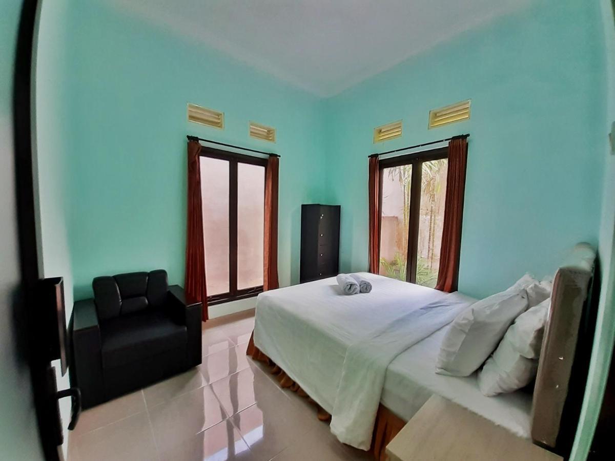 Villa 3 Bedroom Edelweis No. 7 Near Museum Angkut Бату Екстер'єр фото