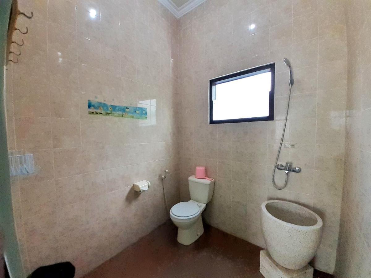 Villa 3 Bedroom Edelweis No. 7 Near Museum Angkut Бату Екстер'єр фото